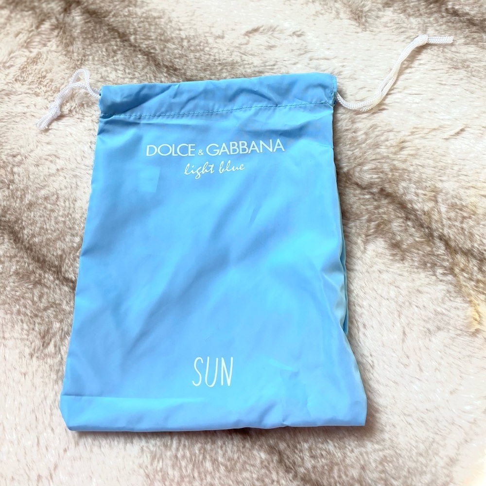 Dolce & Gabbana travel cosmetics beach poach bag storage organiser